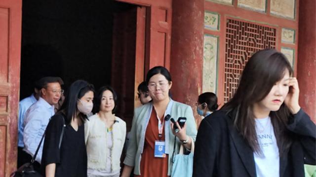 看了61岁何超琼的近照，才知道赌王的眼光有多“毒辣”