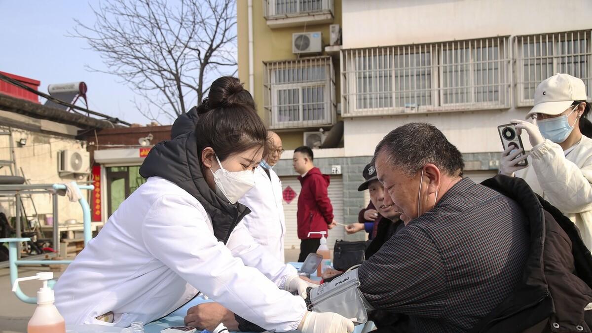 下半年基层管理岗位招人，社区、街道有岗位，无学历专业限制！