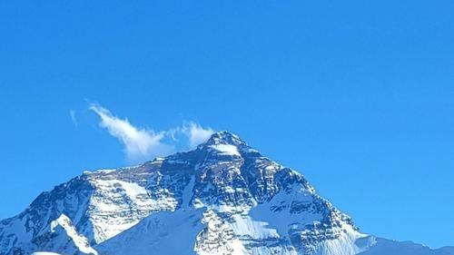 珠穆朗玛峰|从海拔8848米看世界，珠峰之巅——探险地理的奇妙之旅