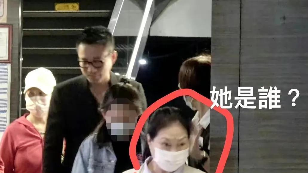 大S|大S人狠话不多，让汪希玥姐弟自己上网判断谁对谁错，汪小菲打感情牌