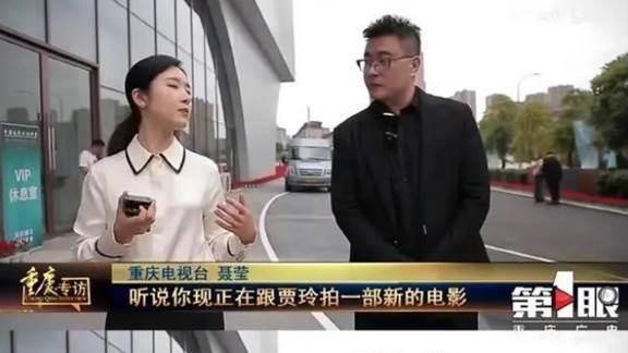 贾玲 贾玲为角色减重100斤，腰线明显瘦出双眼皮，双腿瘦成“萝卜腿”