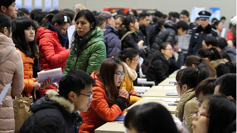 点对点|90一代赶上延迟退休，四大职业将更受热捧，35岁之前尽早改行吧