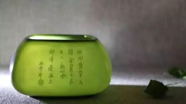 雕刻|为什么玉石收藏有“一器、二镯、三牌、四把件、五挂件”的说法