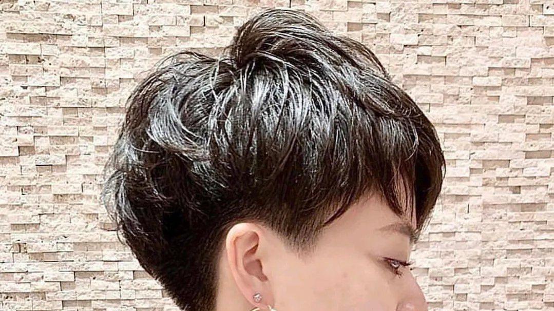 发型 立体层次、波波头、狼尾、锁骨烫，你的发型选对了吗