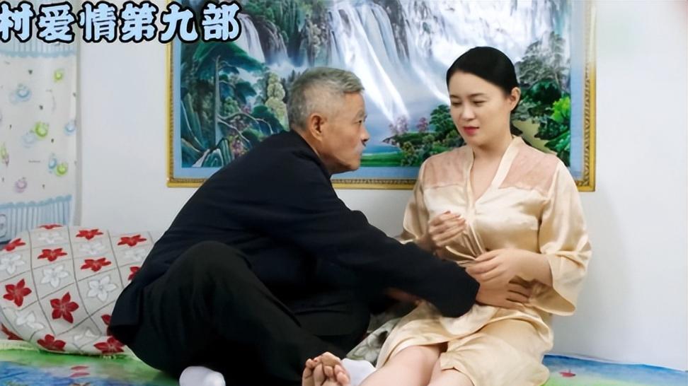 前本山传媒演员曝大瓜：直言关婷娜结过婚，暗示手段了得，前夫实力很强