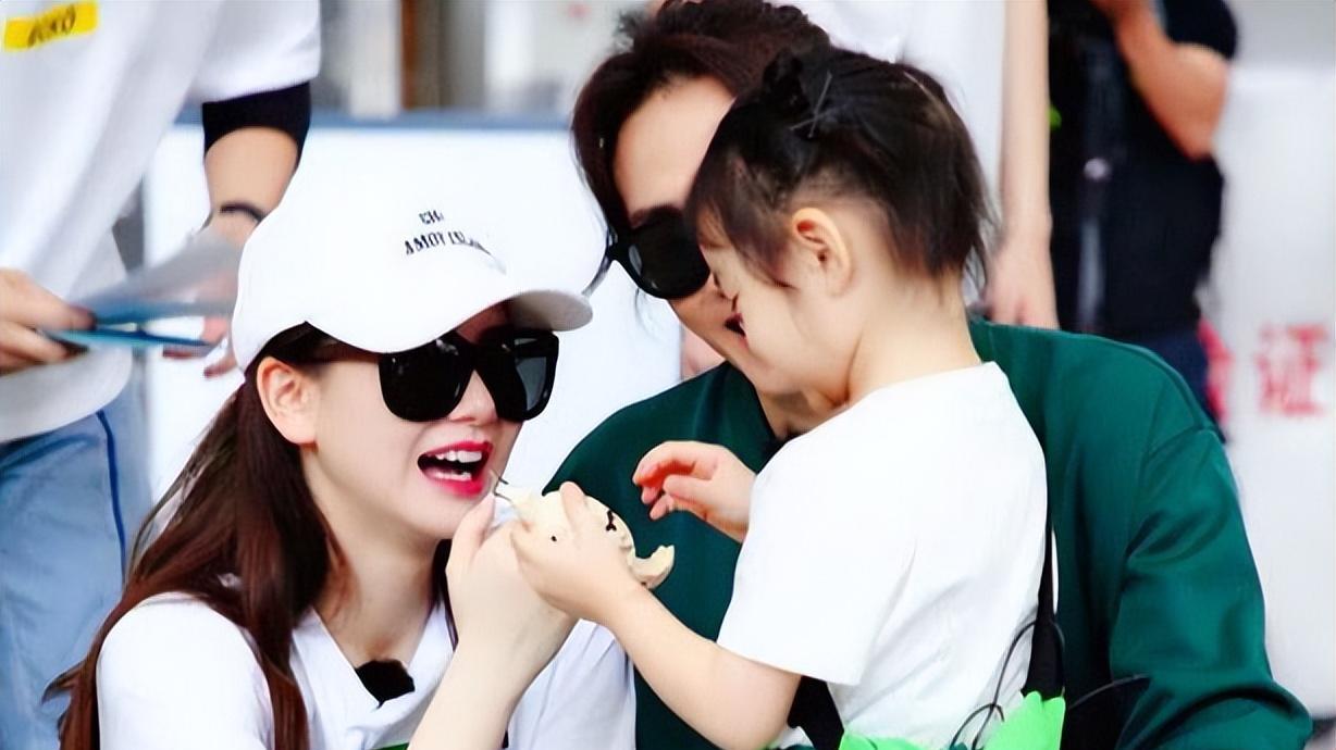 戚薇|戚薇二胎产后综艺首秀！自嘲体重130斤观感欠佳