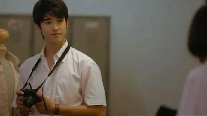 奉贤|打败爱情的原因有很多，穷是之一