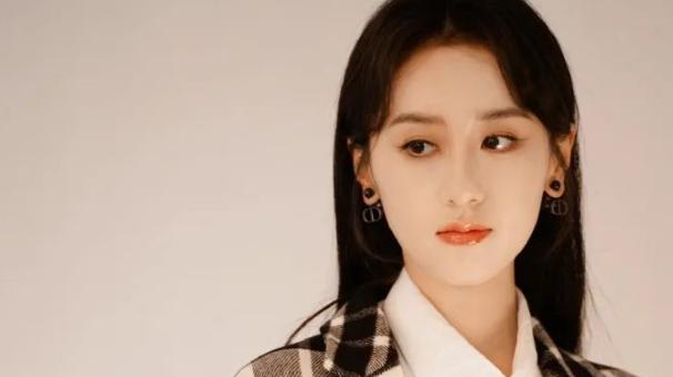 彻底凉凉！袁冰妍偷税漏税，多家卫视删除相关动态，作品已被除名