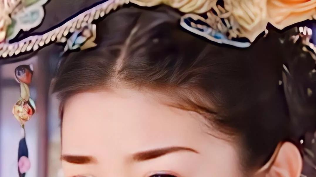 被枕边人曝私密照！性丑闻、被出轨，这九年她都经历了什么？