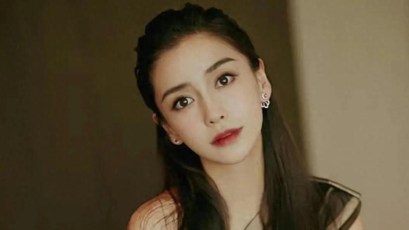 杨颖事件愈演愈烈！恐彻底凉凉，央视三农将其除名，新综艺被抵制