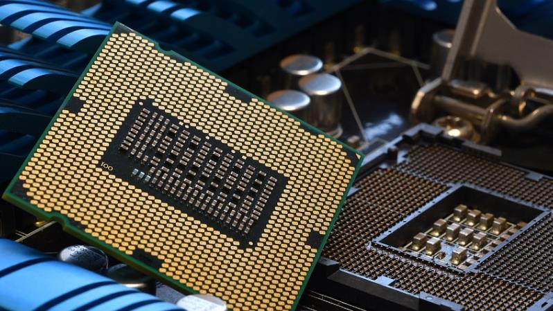 阿里巴巴|“中国芯”遭围剿？阿里“真面目”被揭露，人民日报：别幻想了