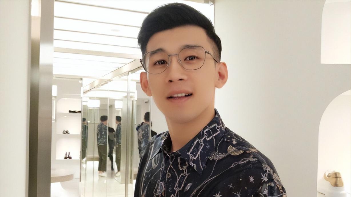 网红仙洋“二进宫”，天佑嘲讽：手里没几个钱，和阿哲一样小心眼