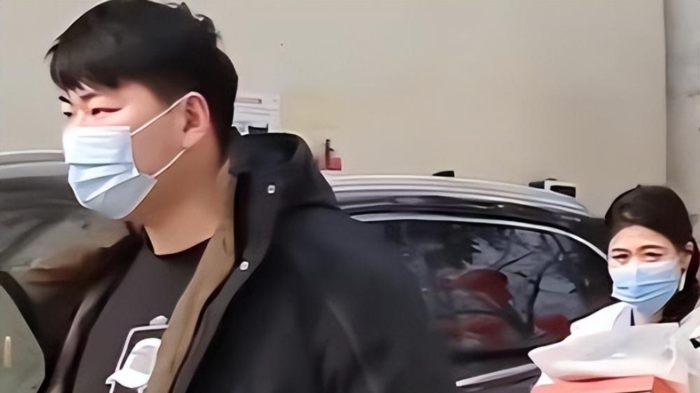 朱之文|网传大衣哥儿子遭新婚妻子陈萌嫌弃，理由和陈亚男如出一辙！