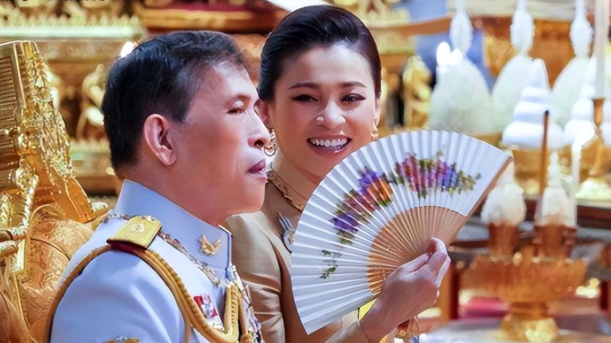 苏提达|苏提达妆容精致温柔入骨，独享宠爱心情愉悦，储妃回宫事宜靠边站