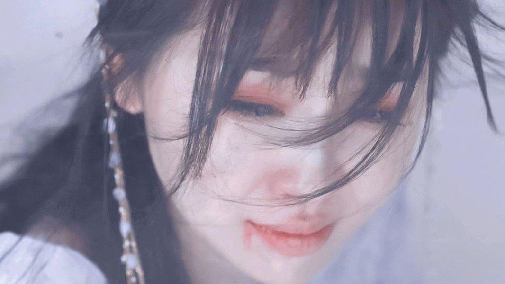 郭敬明 虞书欣瘦成小鱼干，金靖瘦出直角肩，没人能胖着走出郭敬明剧组？