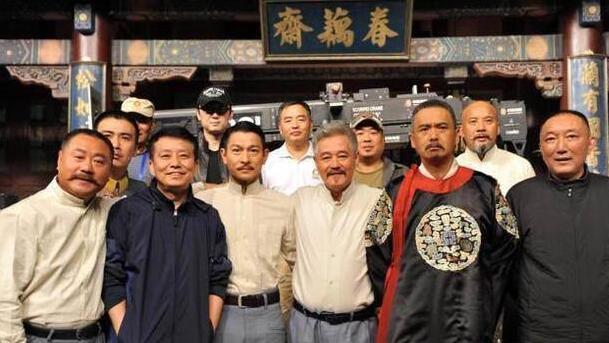 赵本山|能让成龙、马云改行程，还让孙红雷主动道歉，赵本山的地位怎么看