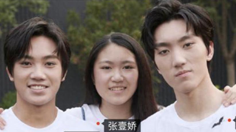 狐狸尾巴藏不住，他妻妾成群，私生子竟和大腕巩俐越长越像？