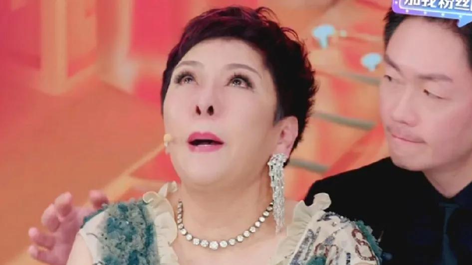 向太深夜被骂上热搜！！