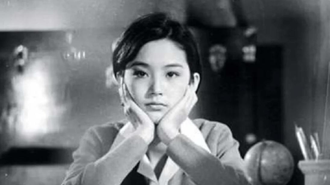 琼瑶|84岁琼瑶容颜不老！同框不输小16岁林青霞