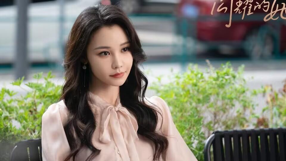 《闪耀的她》面对情敌的挑衅，景知秋的做法，堪称已婚女性教科书