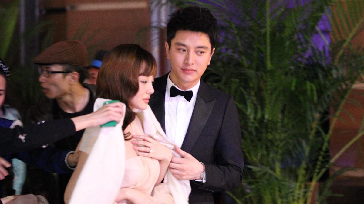 贾乃亮与一位女性神秘同框，疑似新恋情曝光！