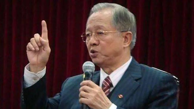 教师|曾仕强：活没少干领导还是不喜欢，看自己是不是有这些性格特质！