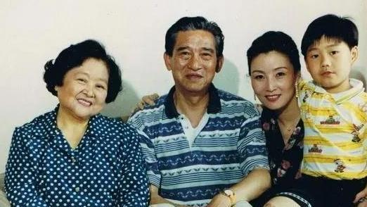 干眼症|一路走好！88岁李家耀国外病逝、客死异乡，临终遗愿曝光