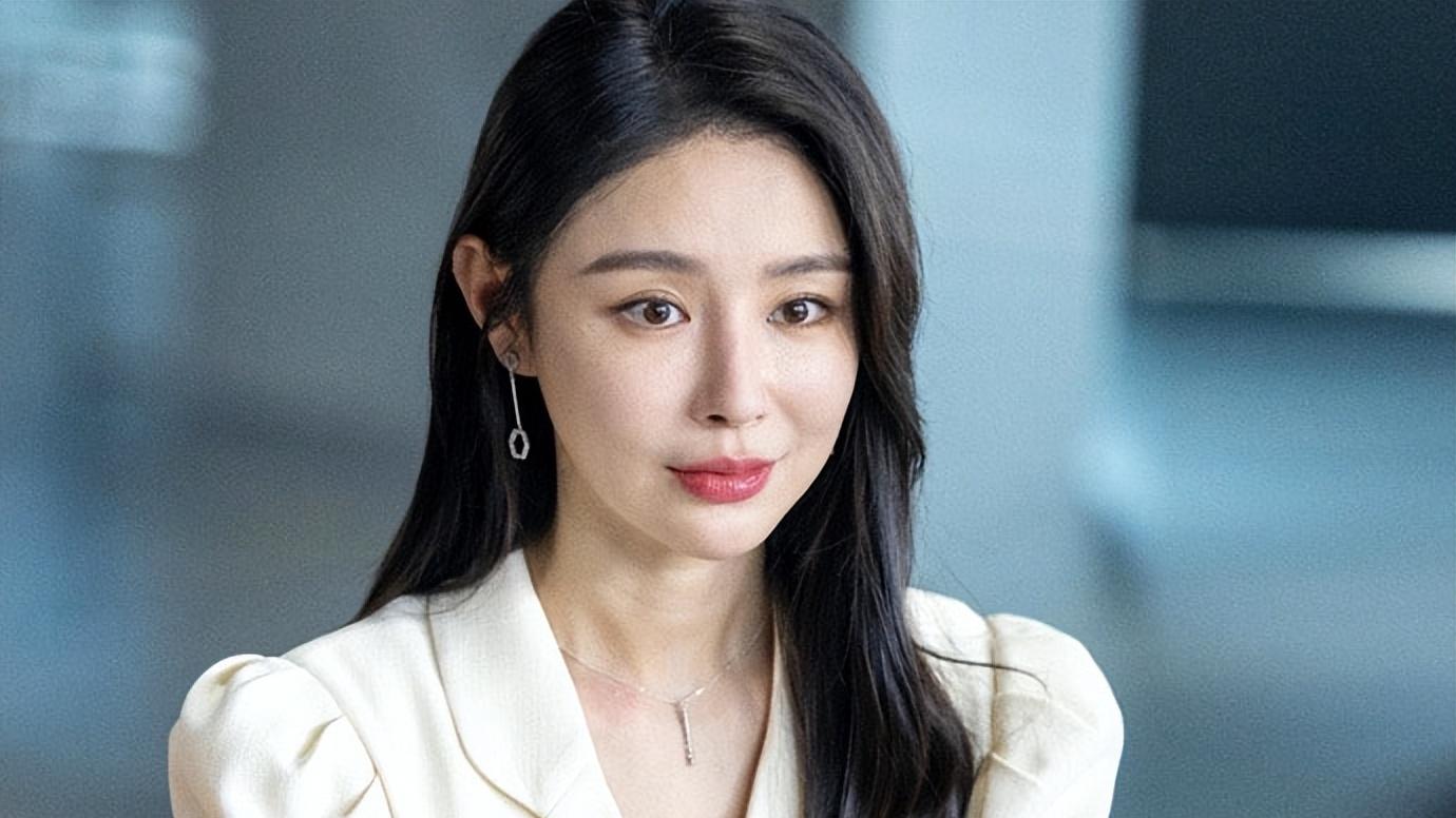 《无所畏惧》温莉扮演者资料：程梓三搭王鹤棣、曾演过整容女