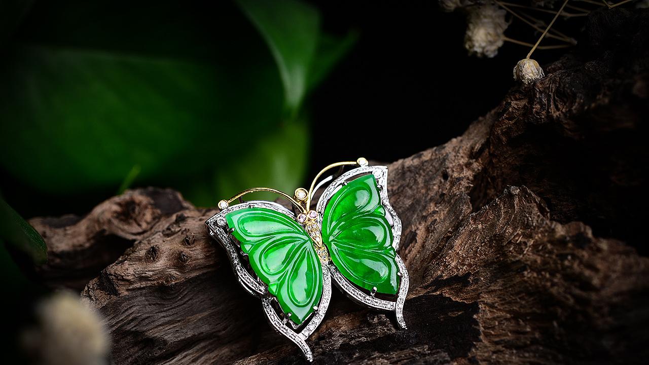 翡翠鉴别之道：种水色俱佳才是真正的珍品！