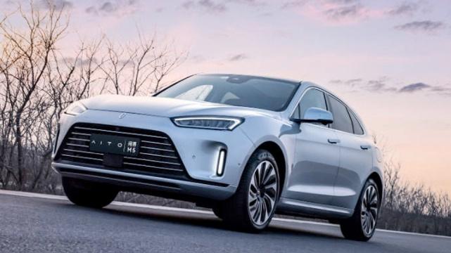 证件照|余承东真正上位，距离华为造车，最早今年最晚5年后？