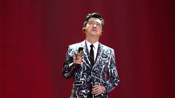 这次陈卓璇站得足够高，《我们的歌》搭档光良，已经初具冠军相