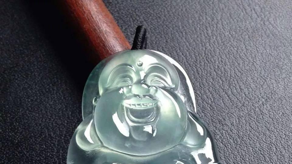 翡翠|翡翠是玉吗？玉包含了哪些品种？