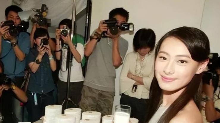 Angelababy|李嘉诚准儿媳梁洛施，直言与李泽楷分手后，感情更比从前