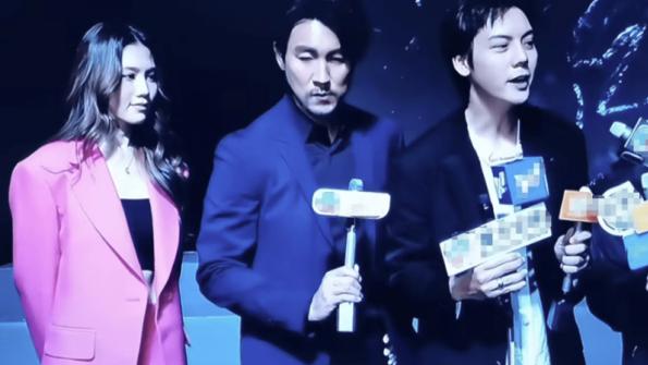 陈伟霆|陈伟霆回应与何穗分手传闻，与前女友蔡卓妍再度同台不尴尬