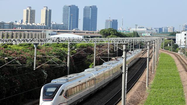 网约车|危险的内卷！外卖员快递员，网约车司机等8400万人