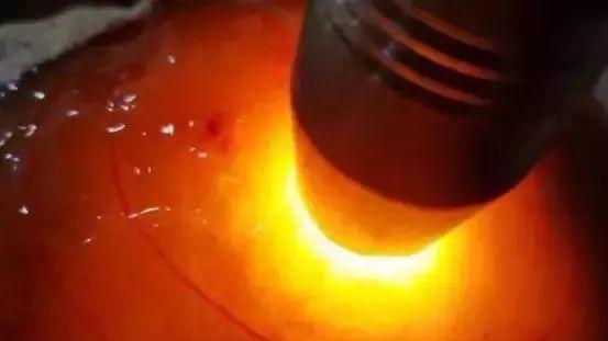 一眼就相中的翡翠料子，满肉，成品如何！