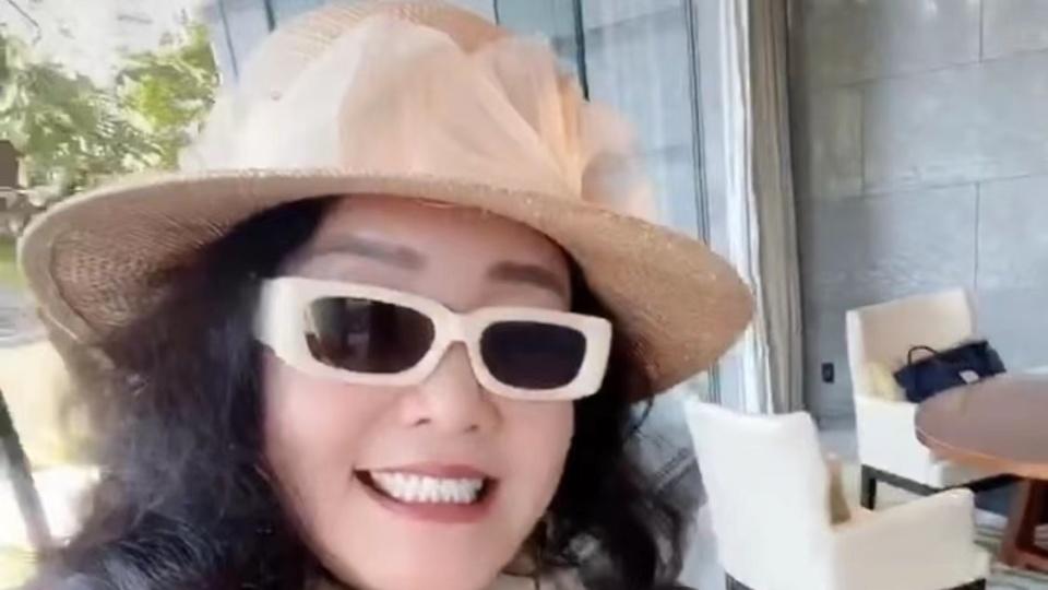 张兰终于见到孙儿了，小箖箖出镜超帅气，汪小菲化身超级奶爸很称职