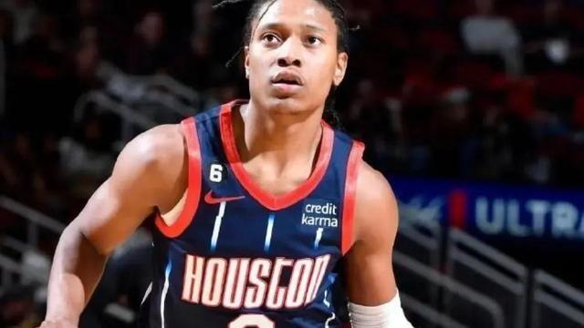 加鲁巴和泰泰离队！火箭、公牛与独行侠商讨8人交易！