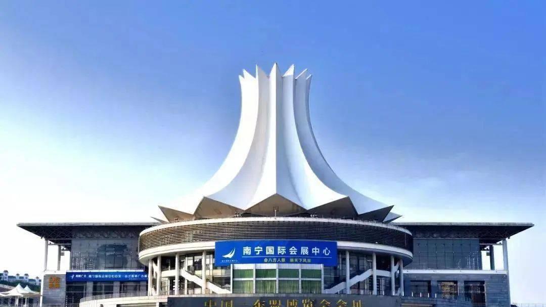 招聘|广西春季人才交流大会人头涌动，对于这次招聘，可能要泼一盆冷水