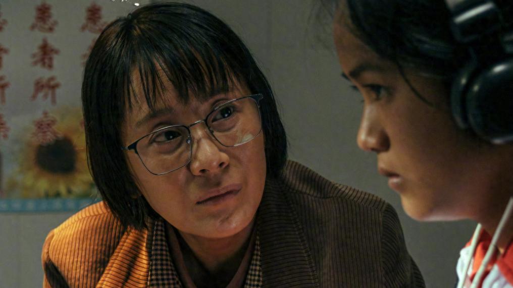 胡歌《我本是高山》戏份曝光，演张桂梅丈夫，被吐槽多余不如删掉