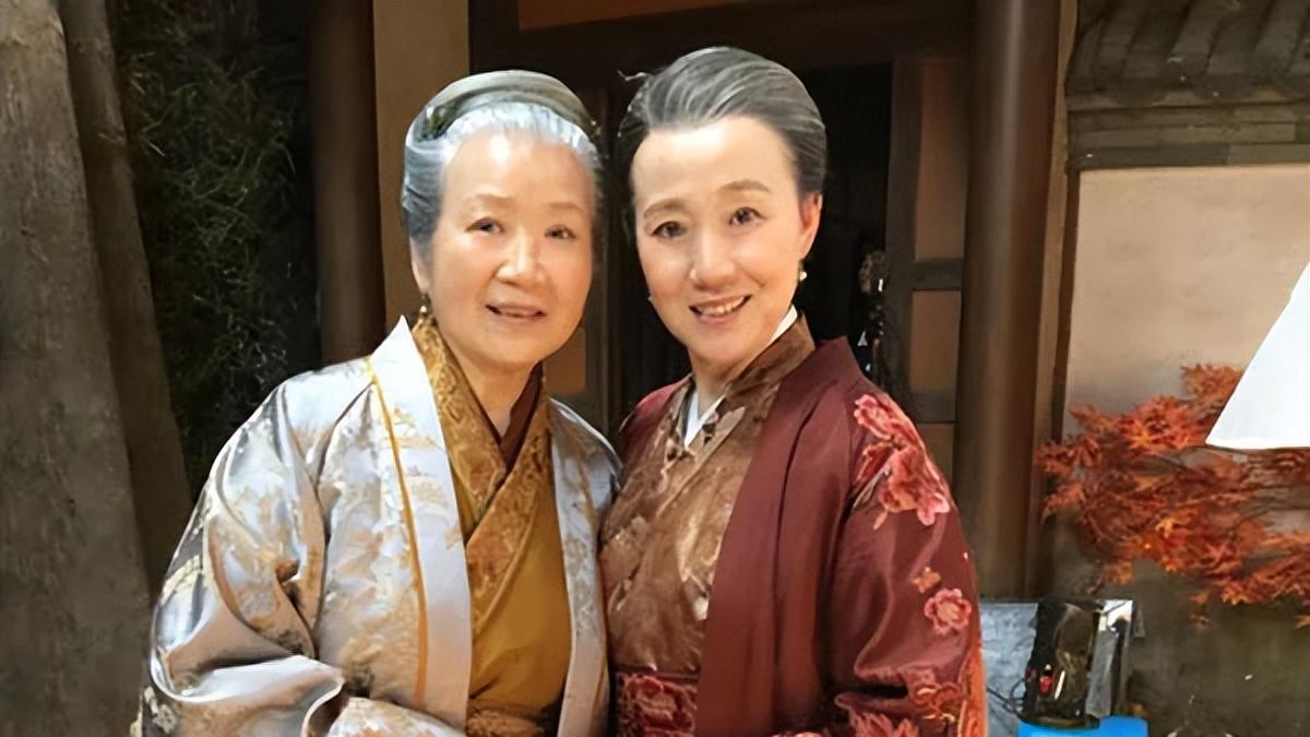 《知否》原著“大骂康姨母”的常嬷嬷，看似粗俗，却是个妙人