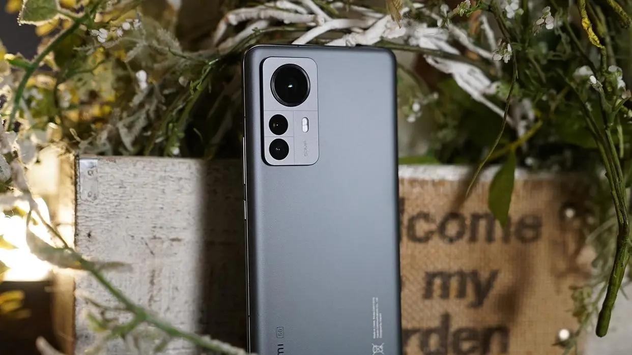 小米科技|12GB+512GB+OIS四轴光学防抖，跌价1500元，被“忽视”的优质旗舰