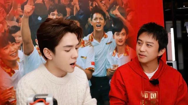 邓超|邓超亲身上阵拉票房，承认电影拍得不好，直播卖票吼到面红耳赤