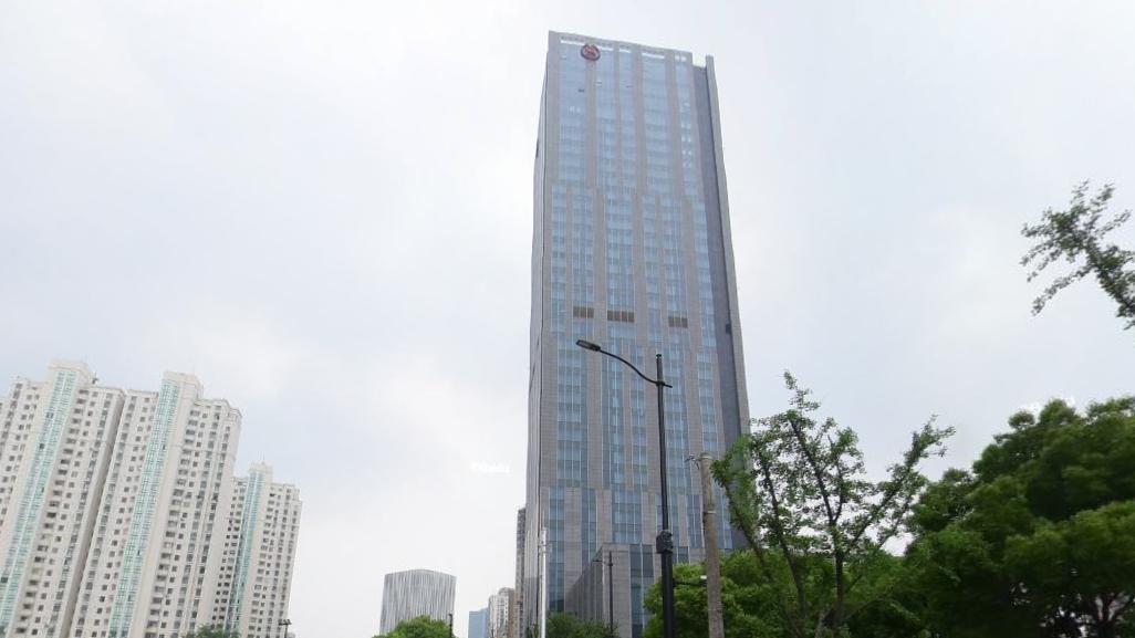 |16.43亿！上海37层高的三至喜来登酒店大厦被一新公司底价拍下