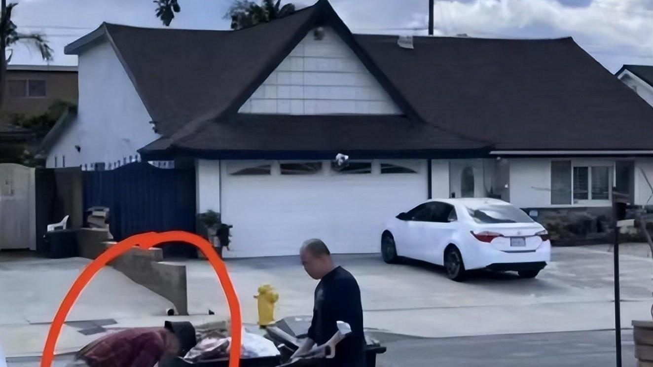 孙海英|孙海英在美国捡瓶子卖21美元，遭热议后回应：要你们管，不后悔！