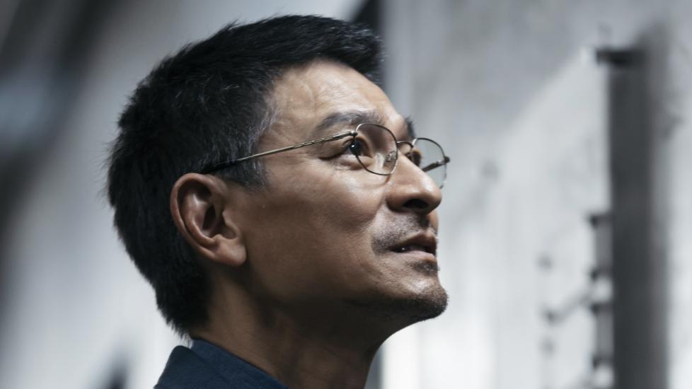 刘德华|流浪地球2：上传丫丫导致月球危机？刘德华三场戏解释Moss进化