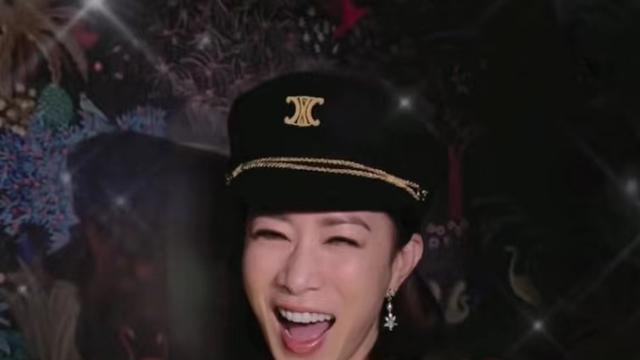 佘诗曼|众星庆祝佘诗曼48岁生日，七魔女只有她没嫁，前男友已是四宝爸