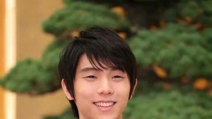 羽生结弦离婚真相曝光：「婚后 105 天没同住」 ，妻子惨遭夫家排挤