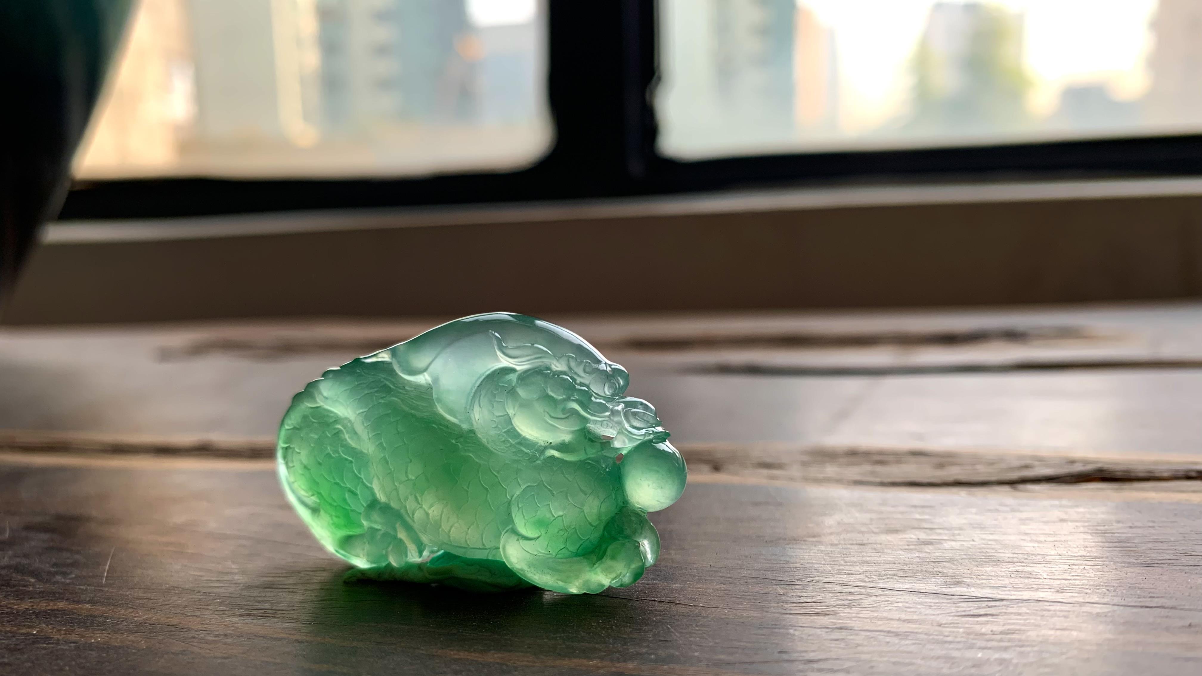 翡翠|晴水翡翠：湖光山色的魅影，与我心灵交织的篇章