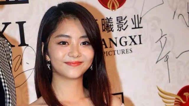 滤镜 谭松韵太实在了吧！无修生图不p就直接发出来！谁敢相信她32岁？